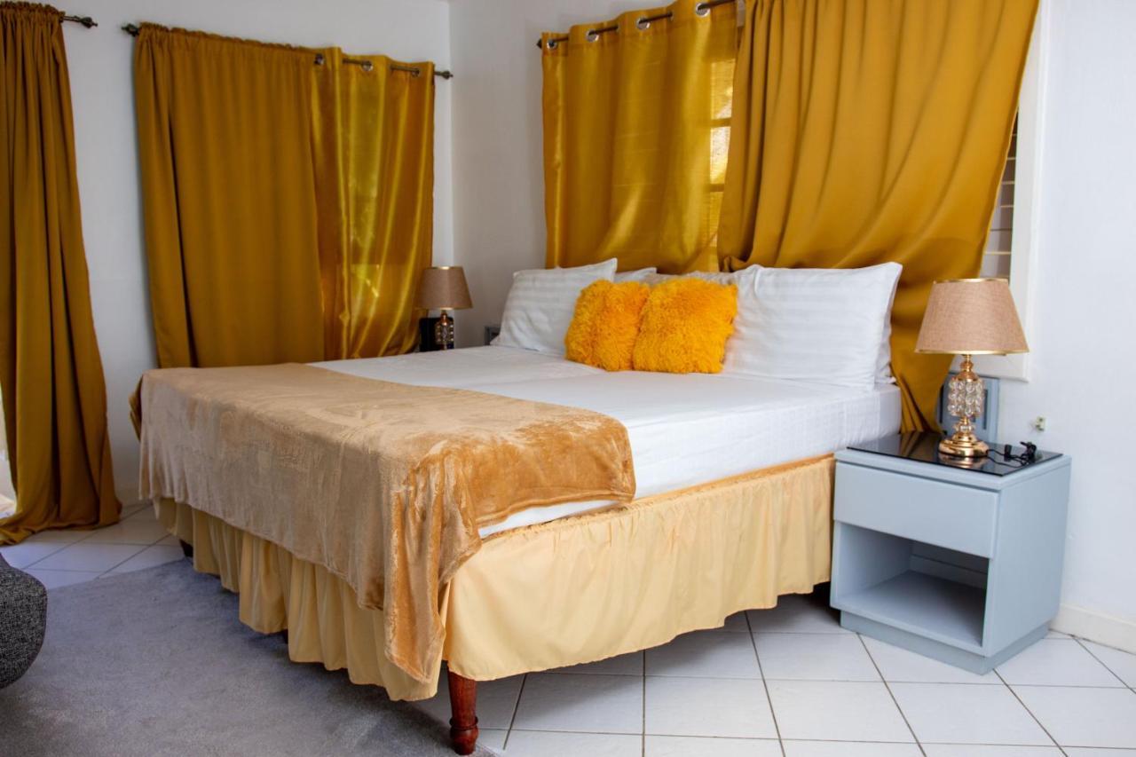 E 20 Mystic Ridge Ocho Rios Daire Dış mekan fotoğraf