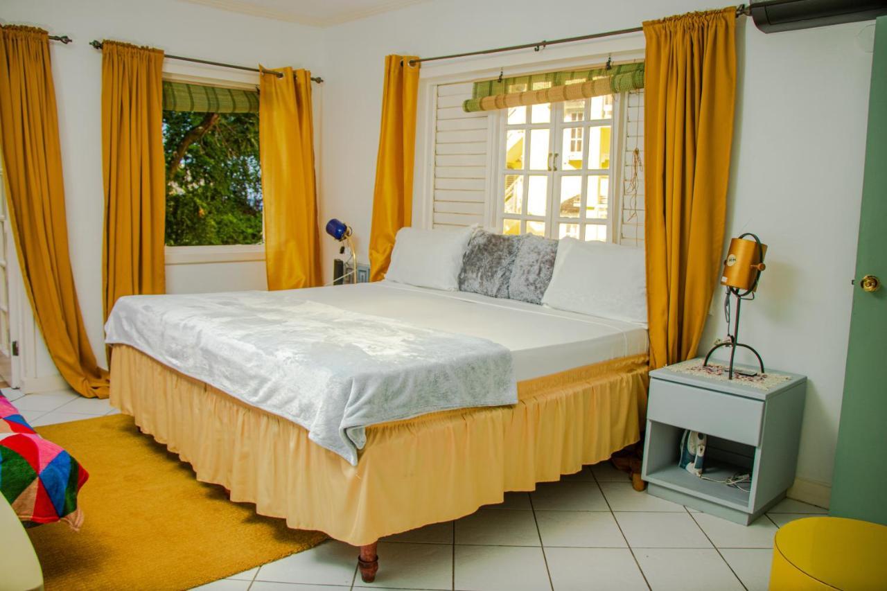 E 20 Mystic Ridge Ocho Rios Daire Dış mekan fotoğraf