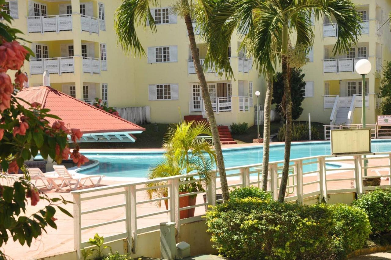 E 20 Mystic Ridge Ocho Rios Daire Dış mekan fotoğraf